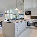 בית נופש 5 Star In