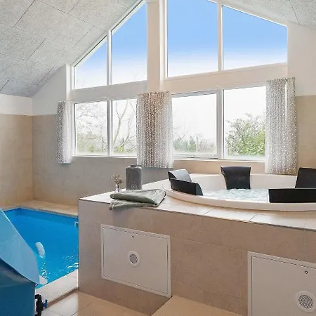 18 Person In Hasselberg Holiday home Kappeln